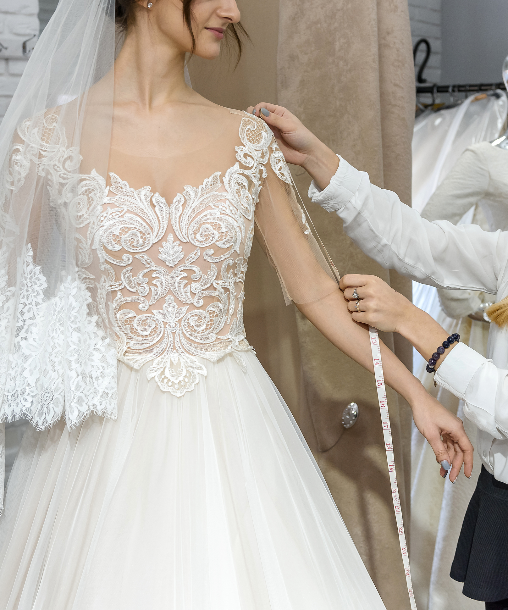 measuring-a-bride